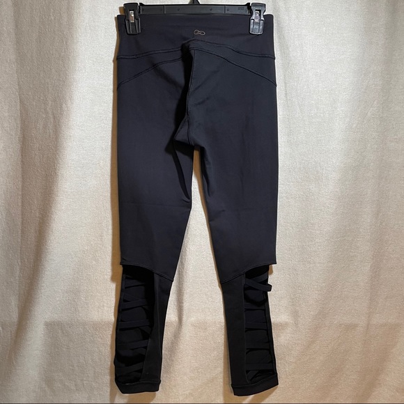 Caila Women’s Black Legging High Rise Crop Size S - Picture 2 of 10